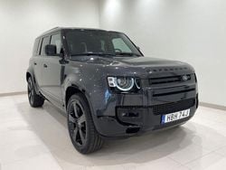Grå Begagnad 2024 Land Rover Defender SE Dynamic SUV | 1 269 900 kr