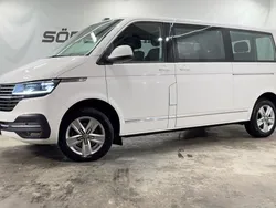 Vit Begagnad 2022 VW Caravelle Minibuss | 509 900 kr (Dyr)