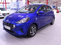 Blå Begagnad 2023 Hyundai i10 Essential Halvkombi | 134 000 kr (Marknadspris)