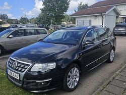 Svart Begagnad 2010 VW Passat Sportline Kombi | 45 000 kr (Marknadspris)