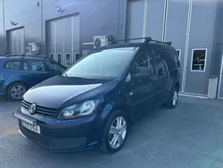 Mörkblå (blå) Begagnad 2015 VW Caddy Maxi Minibuss | 129 000 kr (Marknadspris)