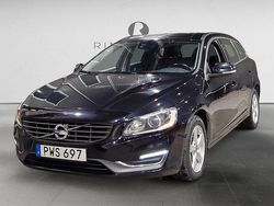 Svart Begagnad 2014 Volvo V60 Momentum Kombi | 134 900 kr (Marknadspris)