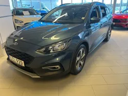 Blå Begagnad 2022 Ford Focus Active Kombi | 189 900 kr (Marknadspris)