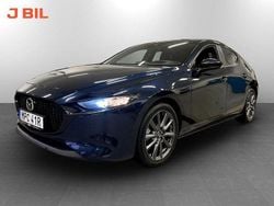 Blå Begagnad 2022 Mazda 3 Sky Halvkombi | 239 900 kr (Marknadspris)