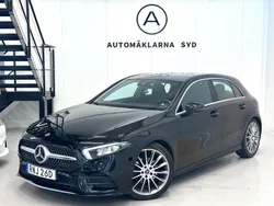 Svart Begagnad 2020 Mercedes A180 AMG Halvkombi | 219 900 kr (Bra pris)