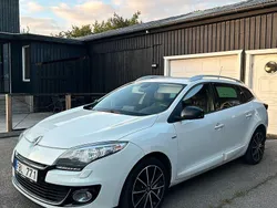 Vit Begagnad 2012 Renault Mégane GrandTour Bose Edition Kombi | 49 900 kr (Lite dyr)