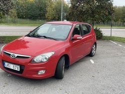 Röd Begagnad 2009 Hyundai i30 Halvkombi | 35 000 kr (Marknadspris)