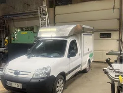 Vit Begagnad 2008 Peugeot Partner Minibuss | 32 000 kr (Marknadspris)