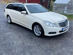 Gul Begagnad 2010 Mercedes E200 Kombi | 35 000 kr (Dyr)