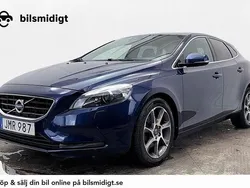 Blå Begagnad 2015 Volvo V40 Ocean Race Kombi | 139 800 kr (Marknadspris)