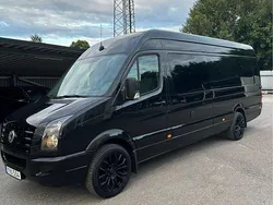 Svart Begagnad 2016 VW Crafter Van | 599 000 kr