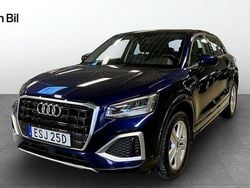 Navarrablå metallic Begagnad 2024 Audi Q2 Advanced Plus SUV | 284 000 kr (Marknadspris)