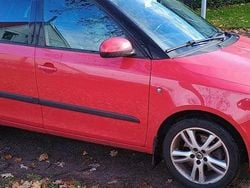 Röd Begagnad 2011 Skoda Fabia Elegance Kombi | 12 500 kr