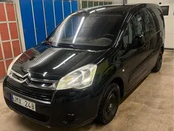 Svart Begagnad 2009 Citroën Berlingo Minibuss | 31 000 kr (Marknadspris)