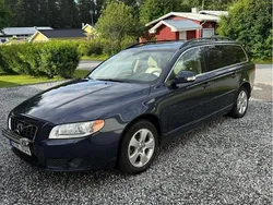 Blå Begagnad 2010 Volvo V70 Momentum Kombi | 67 500 kr (Superpris)