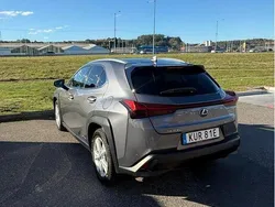 Grå Begagnad 2020 Lexus UX 250h E-FOUR SUV | 165 990 kr