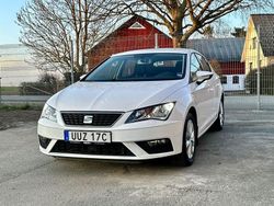Vit Begagnad 2020 Seat Leon Style Halvkombi | 110 000 kr (Bra pris)