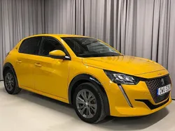 Gul Begagnad 2021 Peugeot e-208 Allure Halvkombi | 174 700 kr (Marknadspris)