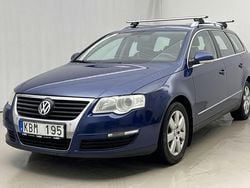 Ljusblå Begagnad 2010 VW Passat Sportline Kombi | 44 000 kr (Marknadspris)