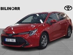 Röd Begagnad 2019 Toyota Corolla Style Kombi | 206 900 kr (Marknadspris)