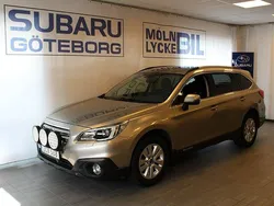 Ljusbrun (tungsten metallic) Begagnad 2017 Subaru Outback SUV | 199 900 kr (Bra pris)