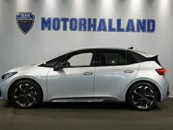 Svart Begagnad 2024 Cupra Born e-Boost Halvkombi | 359 900 kr (Lite dyr)