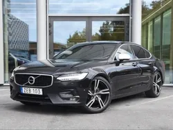 Svart Begagnad 2018 Volvo S90 R-Design Sedan | 245 999 kr (Marknadspris)