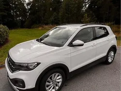 Vit Begagnad 2019 VW T-Cross SUV | 129 900 kr (Bra pris)
