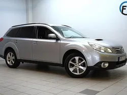 Silver Begagnad 2012 Subaru Outback SUV | 69 900 kr (Marknadspris)