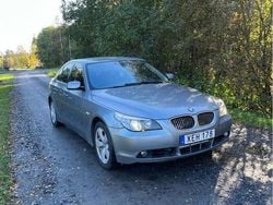 Grå Begagnad 2006 BMW 530 Sedan | 62 000 kr (Marknadspris)