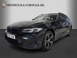 Svart Begagnad 2022 BMW 330e M Sport Kombi | 449 900 kr