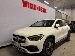 Vit Begagnad 2022 Mercedes GLA200 SUV | 339 900 kr (Marknadspris)