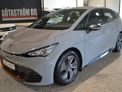 Ljusgrå (moonstone grey metallic) Begagnad 2022 Cupra Born Halvkombi | 248 000 kr (Marknadspris)