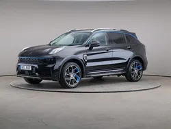 Svart Begagnad 2022 Lynk & Co 01 SUV | 239 000 kr (Marknadspris)