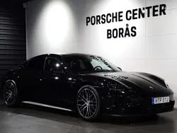 Svart Begagnad 2025 Porsche Taycan Sedan | 1 049 000 kr