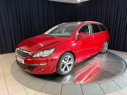 Röd metallic Begagnad 2016 Peugeot 308 Active Kombi | 114 900 kr (Lite dyr)