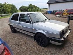 Begagnad 1990 VW Golf Halvkombi | 26 000 kr