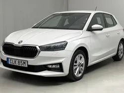 Vit Begagnad 2022 Skoda Fabia | 135 000 kr