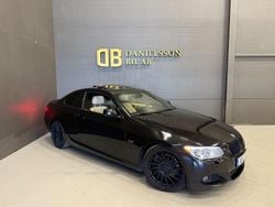 Svart Begagnad 2010 BMW 330 M Sport Sportkupé | 154 800 kr (Marknadspris)