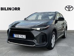 Svart Begagnad 2023 Toyota bZ4X SUV | 369 900 kr