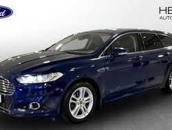 Blå (blue) Begagnad 2017 Ford Mondeo Titanium Kombi | 159 900 kr (Marknadspris)