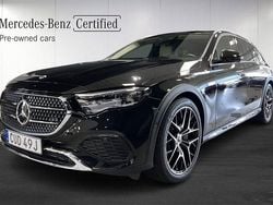 Svart Begagnad 2025 Mercedes E300 Avantgarde Kombi | 729 000 kr