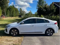 Begagnad 2019 Hyundai Ioniq Eco Sedan | 156 000 kr (Marknadspris)