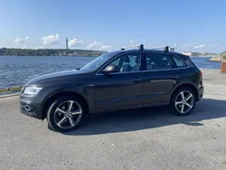 Grå Begagnad 2016 Audi Q5 Sport SUV | 195 000 kr (Marknadspris)