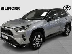 Grå Begagnad 2021 Toyota RAV4 Hybrid Style SUV | 379 000 kr (Marknadspris)