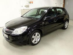 Svart Begagnad 2007 Opel Astra S Halvkombi | 34 000 kr (Marknadspris)
