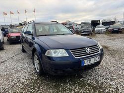 Blåmetallic Begagnad 2005 VW Passat Trendline Kombi | 23 442 kr (Dyr)