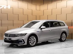 Silver Begagnad 2022 VW Passat GTE Kombi | 269 000 kr (Marknadspris)