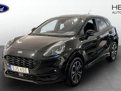 Svart Begagnad 2022 Ford Puma ST-Line SUV | 209 000 kr (Marknadspris)