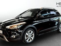 Svart (black) Begagnad 2016 Hyundai i20 Active Halvkombi | 119 900 kr (Marknadspris)